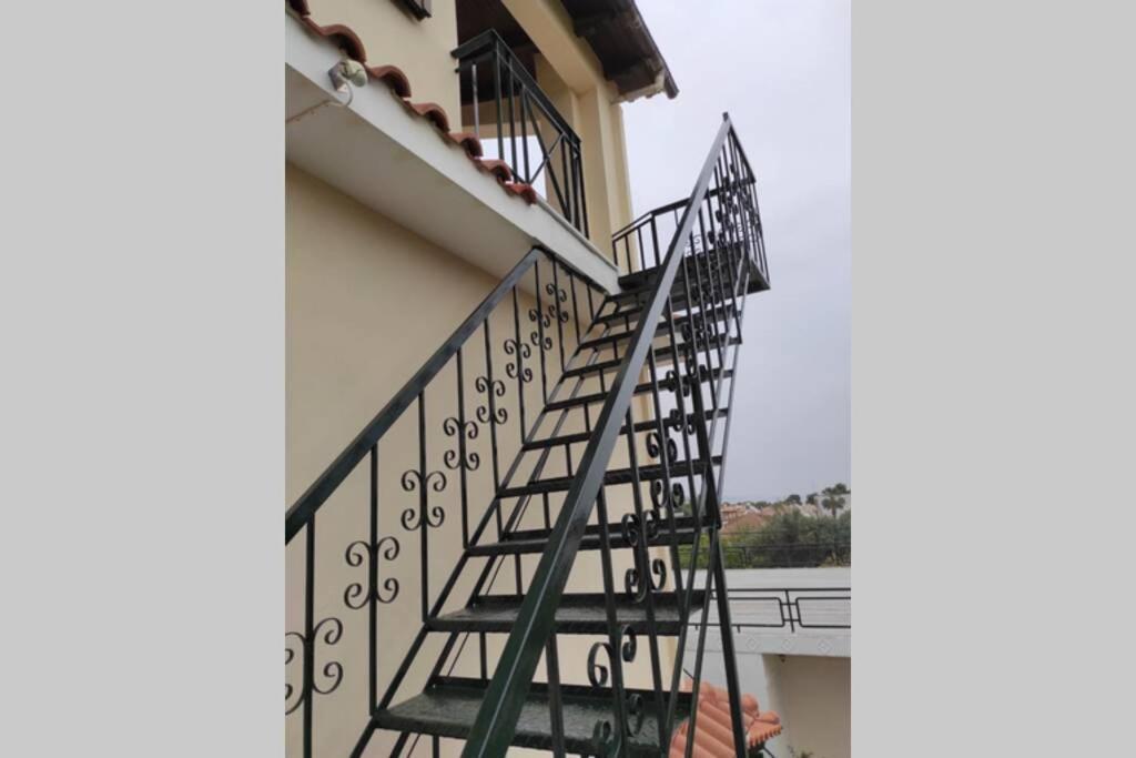 Вилла Artemis Penthouse 10 Minute From National Airport Экстерьер фото
